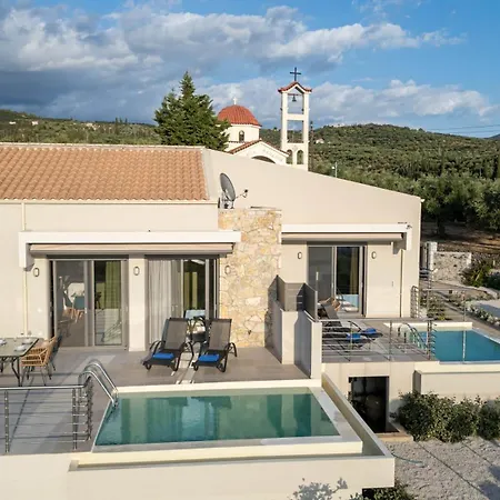 A V Luxury Apartments With Private Pools Kalamata Exteriér fotografie