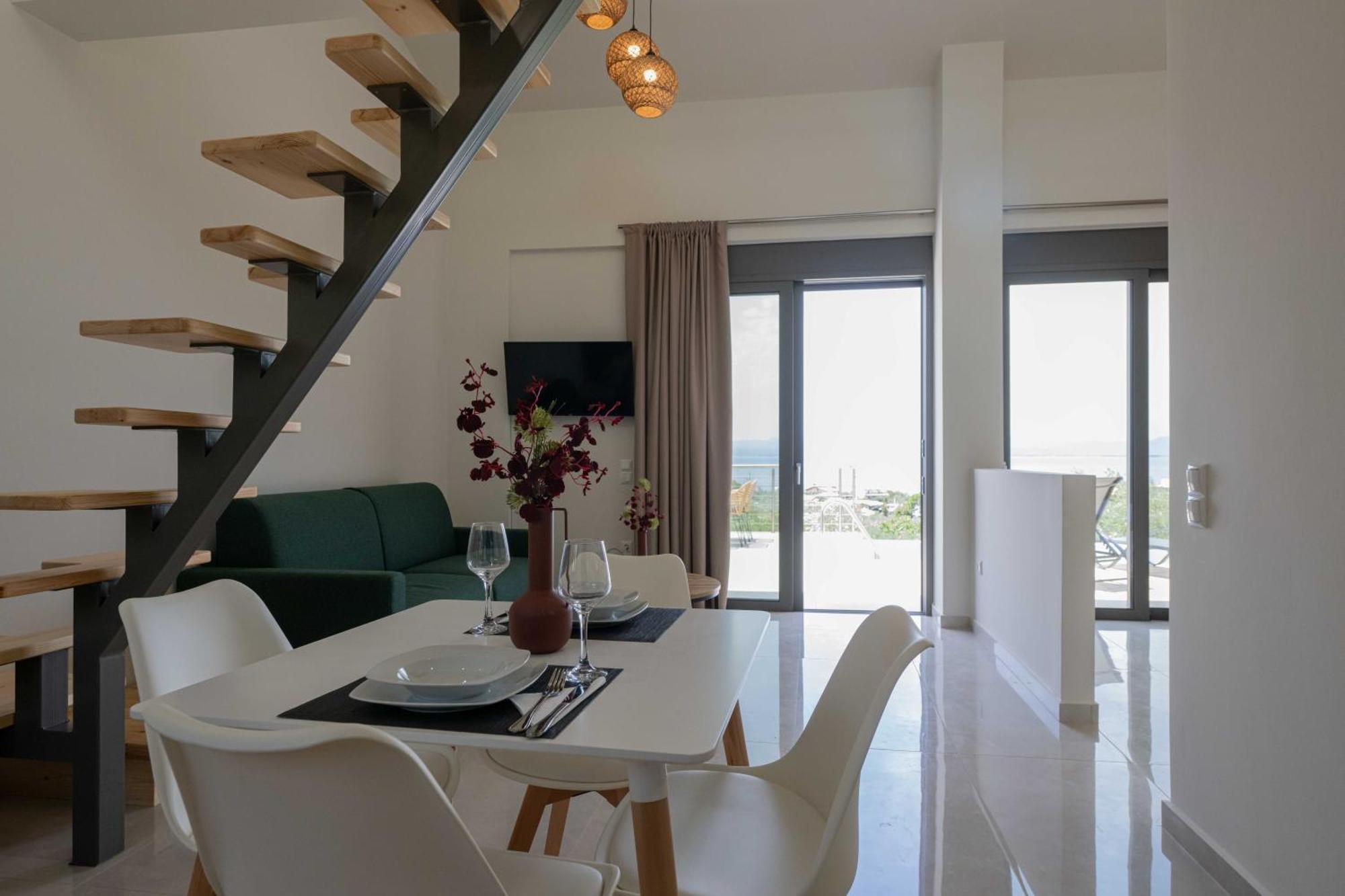 A V Luxury With Private Pools Apartment *