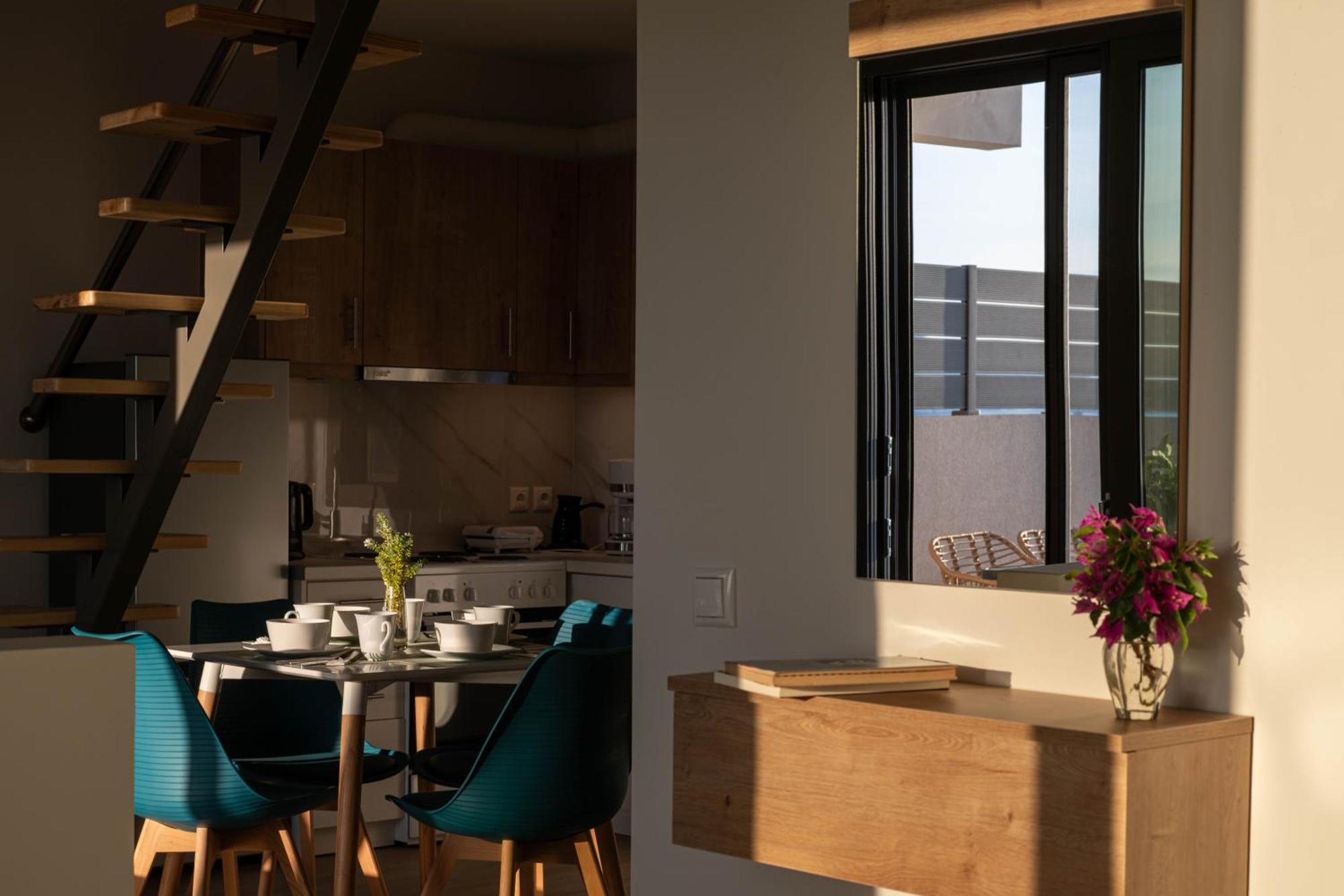 A V Luxury With Private Pools Apartment