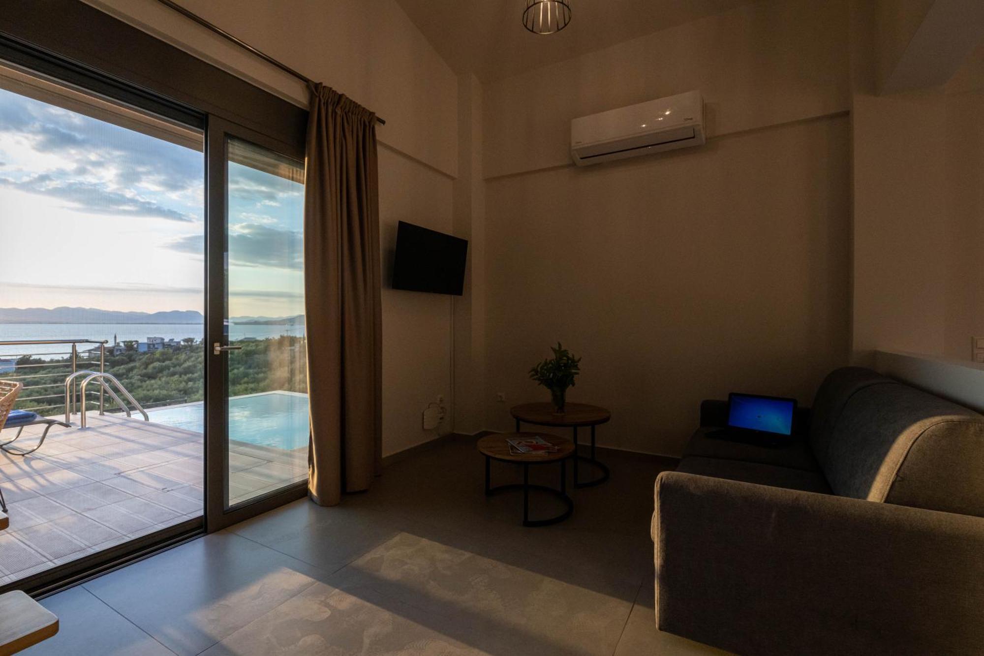 Apartment A V Luxury With Private Pools